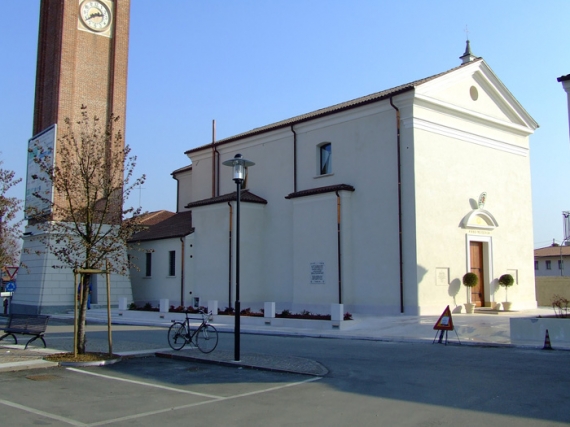 Restauro ed adeguamento liturgico chiesa parrocchiale S. Lucia V.M. Di Campigo