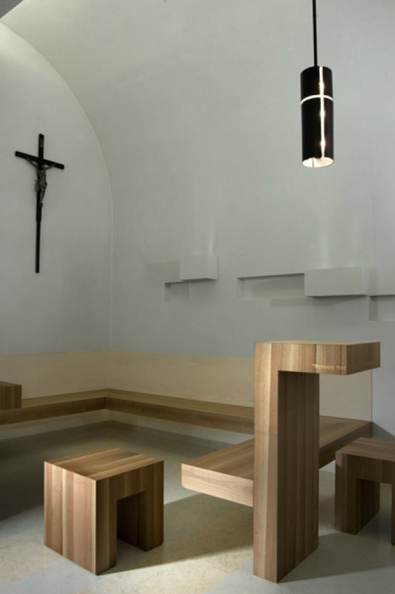 Restauro ed adeguamento liturgico cappella feriale S. Lucia V.M. Di Campigo