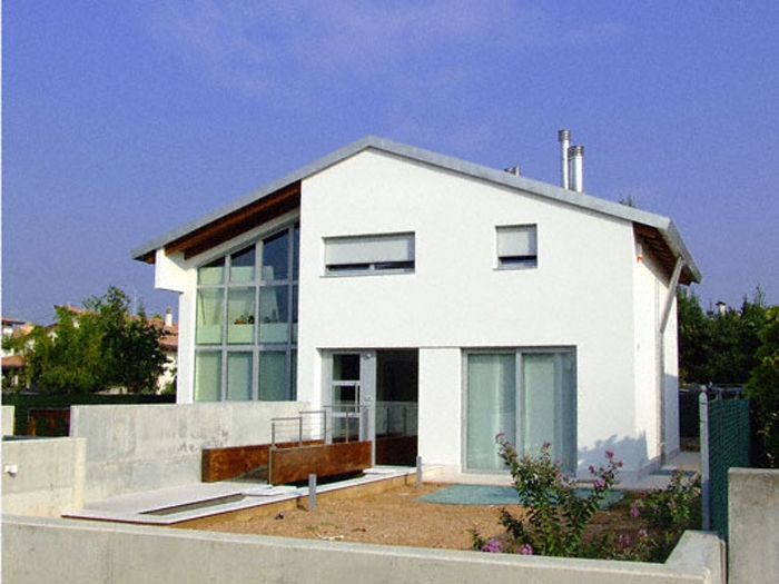 Casa BD - Ristrutturazione e ampliamento fabbricato residenziale unifamiliare